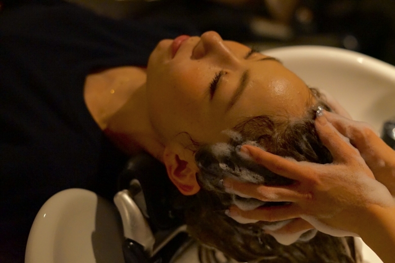 美容師が教える！ヘッドスパの7つの効果と頭皮のためにやるべき理由！吉祥寺美容室ミレス・アム