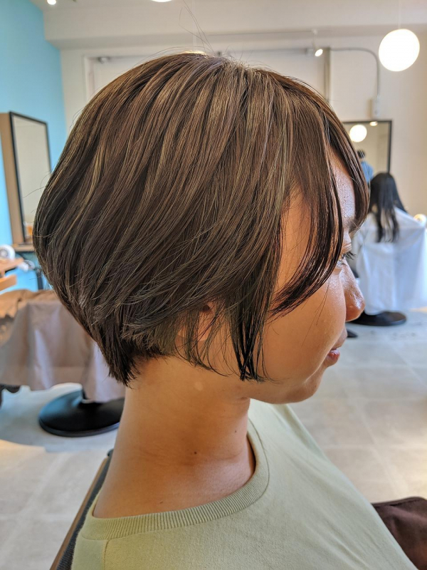 ショートヘアこそハイライトで垢抜ける♪暗め〜明るめまで印象の違いを徹底解説！